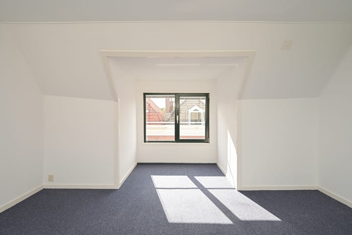 Foto 40 van Bonistraat 27-A