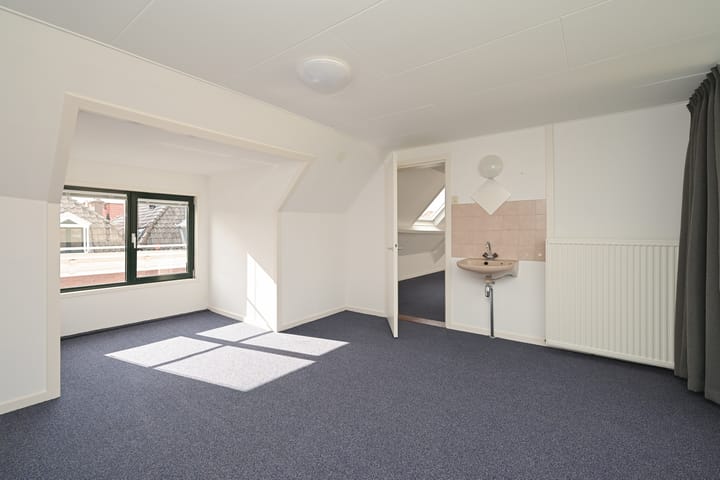 Foto 41 van Bonistraat 27-A