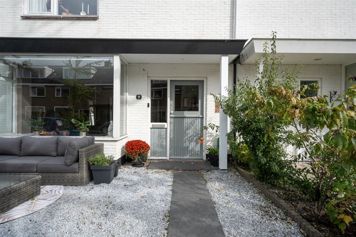 View photo 30 of Holbeekstraat 16