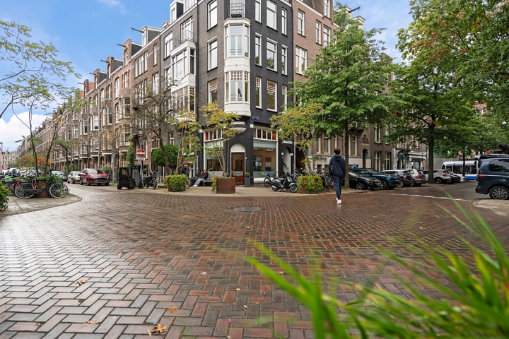 View photo 49 of Valeriusstraat 240-A