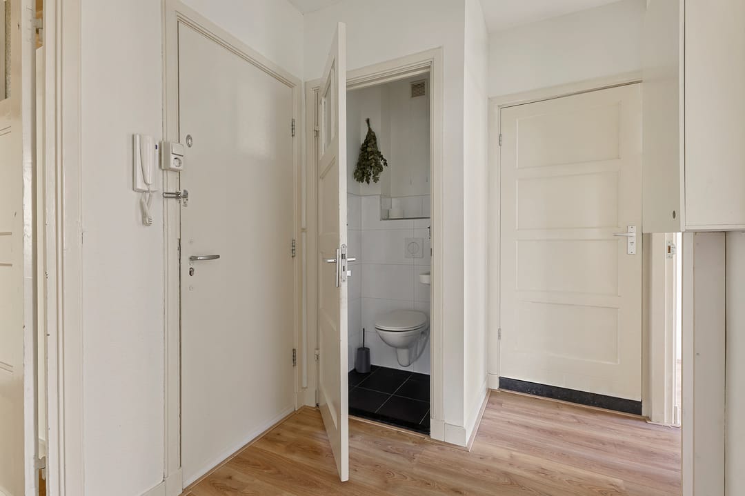 Foto 16 van Reinier Claeszenstraat 75-2