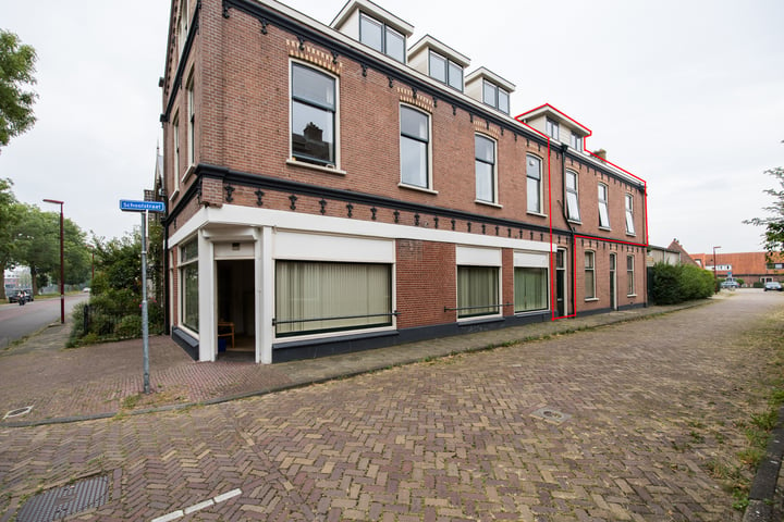 View photo 3 of Schoolstraat 1