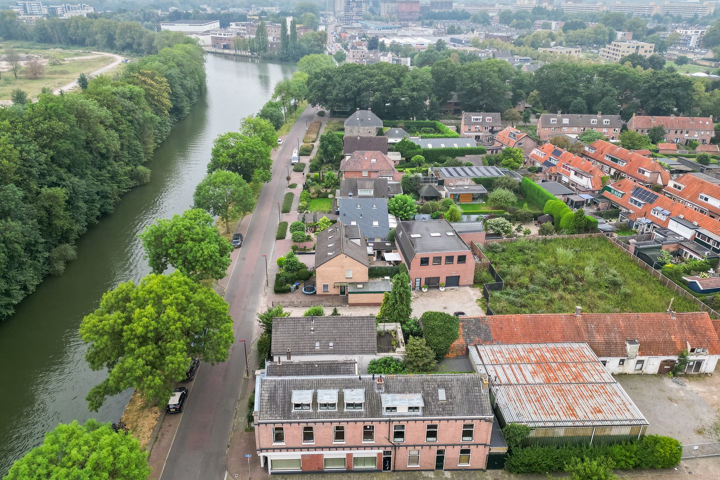 Foto 4 van Schoolstraat 1