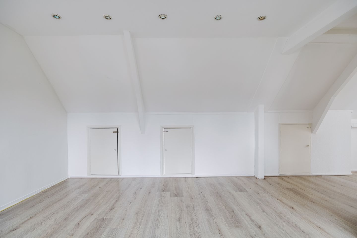 Foto 25 van Schoolstraat 1