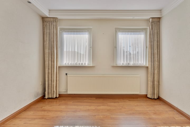 Foto 21 van Zundertseweg 127