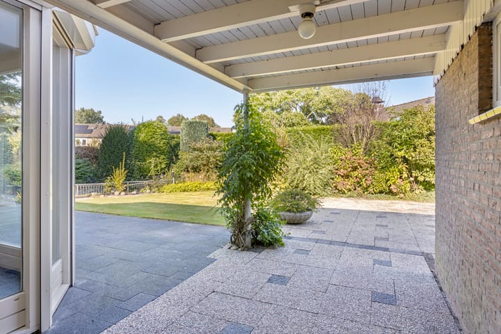 Foto 38 van Zundertseweg 127