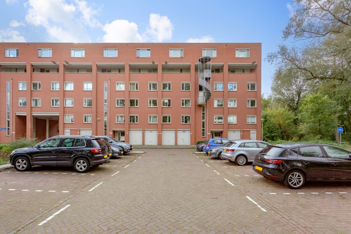 Foto 24 van Suze Groenewegplantsoen 97