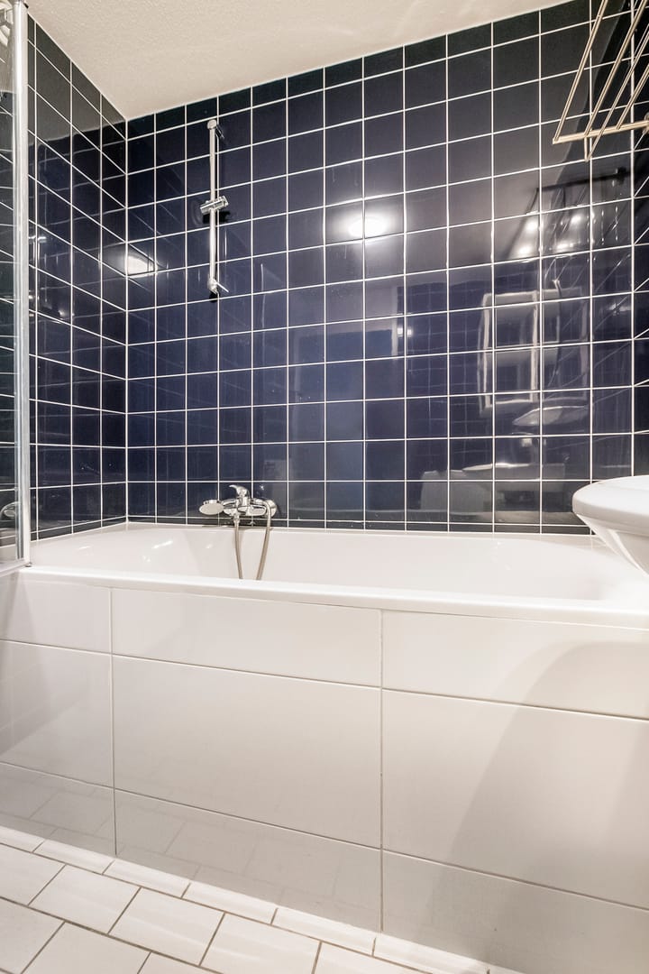 Photo 18 of Valkenburgerstraat 26-H