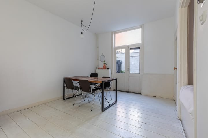 Photo 13 of Javastraat 16