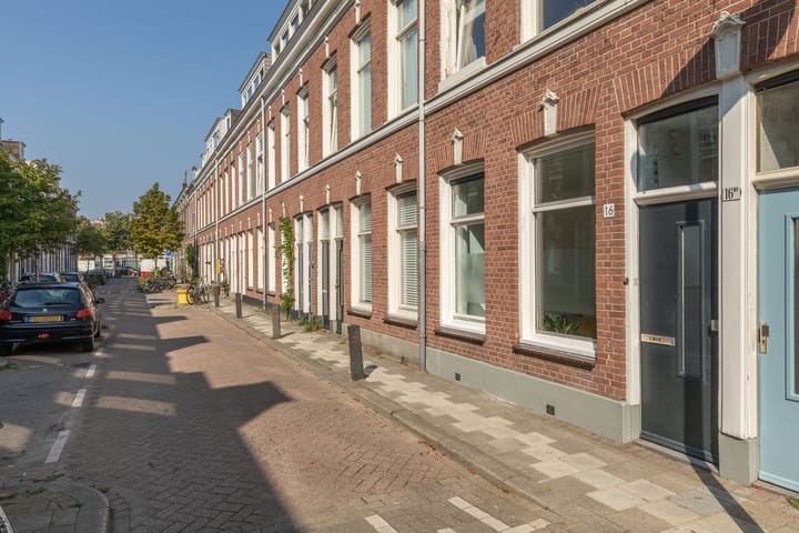 Photo 26 of Javastraat 16