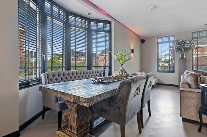 Foto 16 van De Rivierenlaan 12