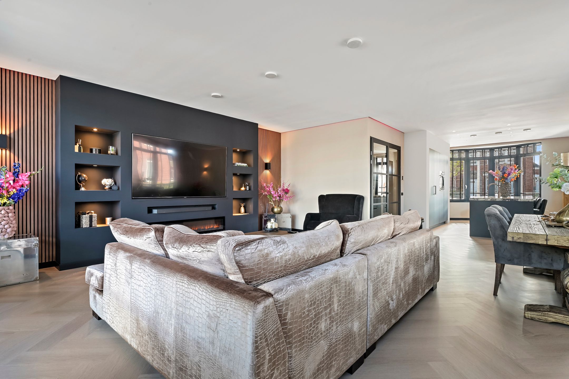 Foto 18 van De Rivierenlaan 12