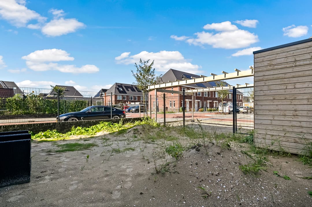 Foto 23 van De Rivierenlaan 12