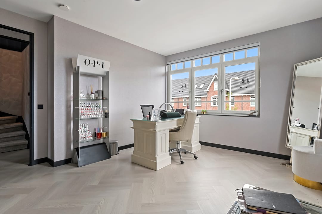 Foto 31 van De Rivierenlaan 12