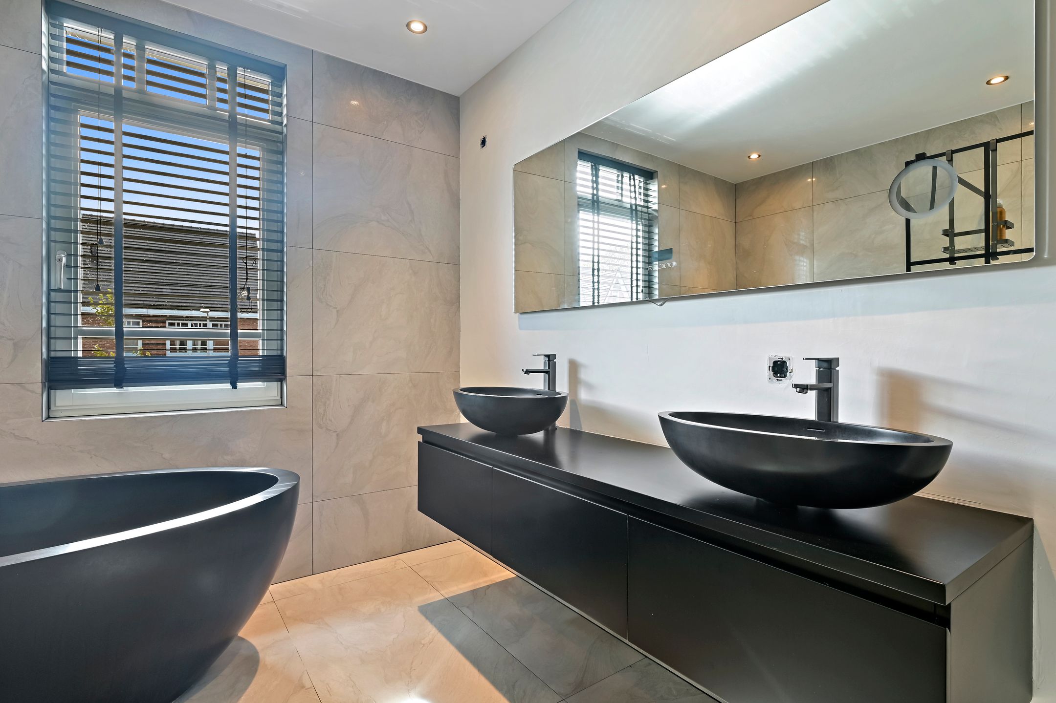 Foto 36 van De Rivierenlaan 12