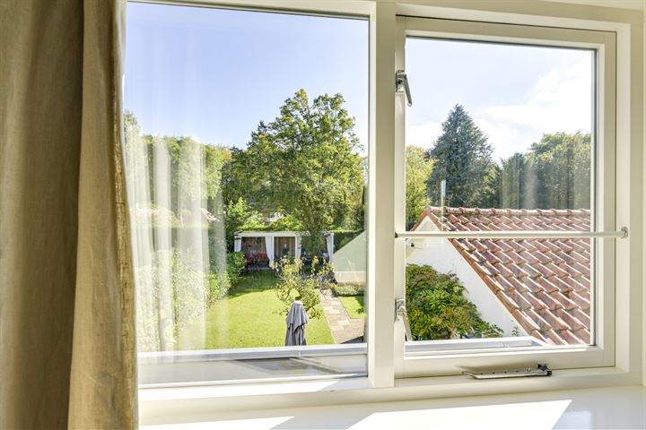 Bekijk foto 39 van Mevrouw Leinweberlaan 26