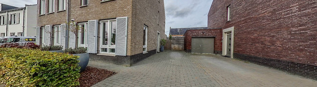 Bekijk 360° foto van Voortuin van Broekbeemd 15