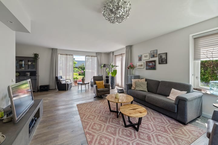 Foto 3 van Straatweg 76-F