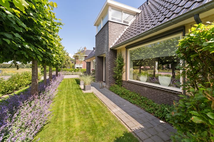 Foto 12 van Straatweg 76-F