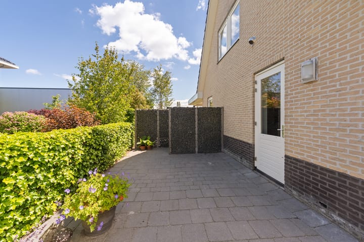 Foto 25 van Straatweg 76-F