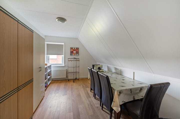 Foto 65 van Straatweg 76-F