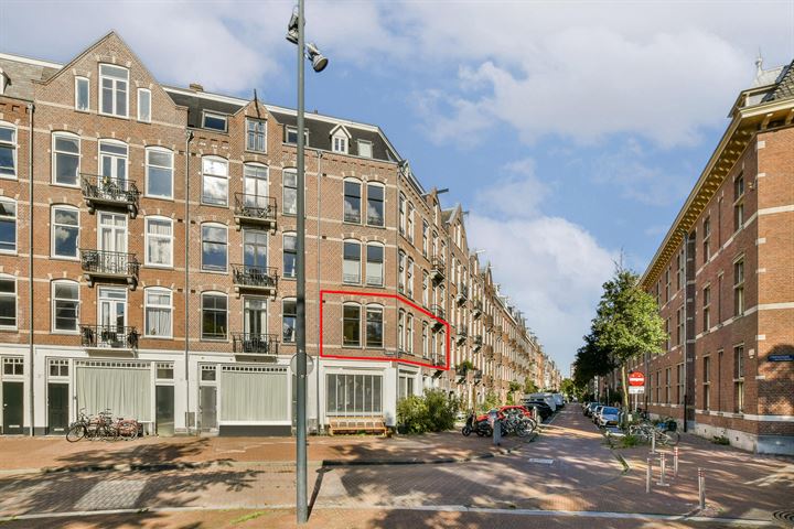 Bekijk foto 1 van Brederodestraat 100-1