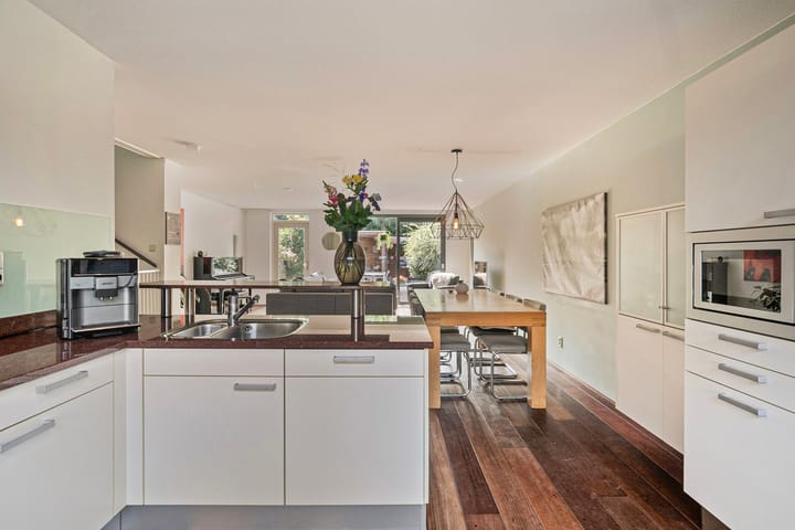 Foto 15 van Meersingel 50