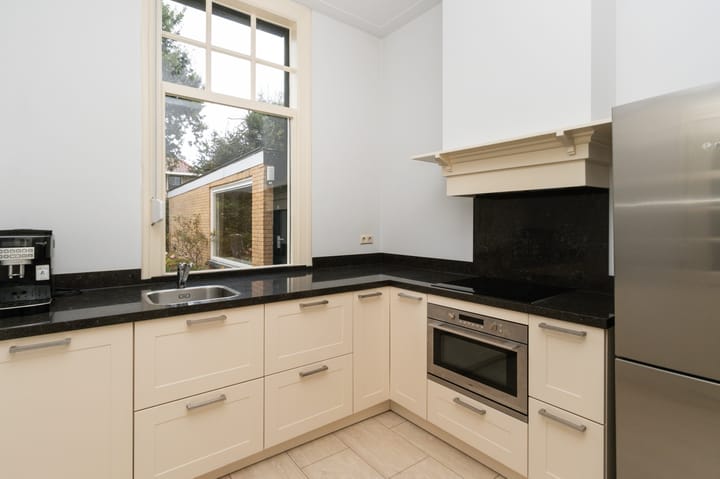 Foto 10 van Spoorlaan 20