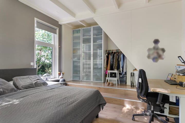 Foto 16 van Hoofdweg 8