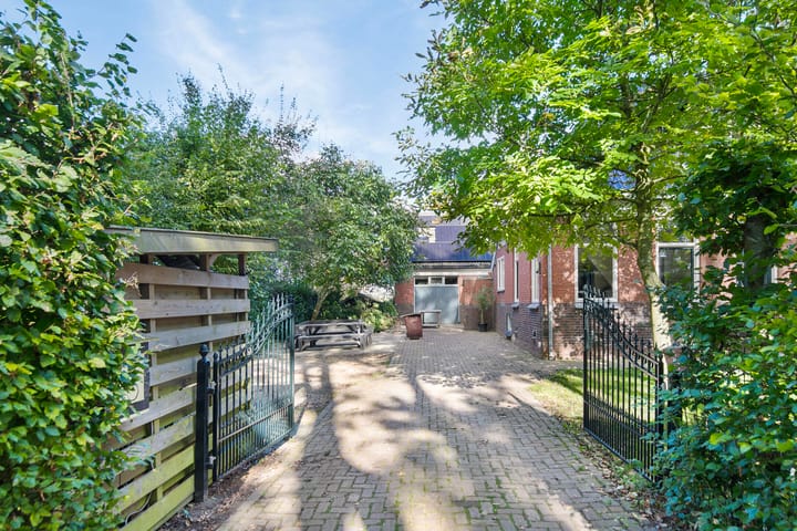 Foto 50 van Hoofdweg 8