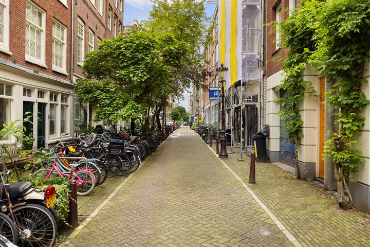 View photo 29 of Utrechtsedwarsstraat 103-2