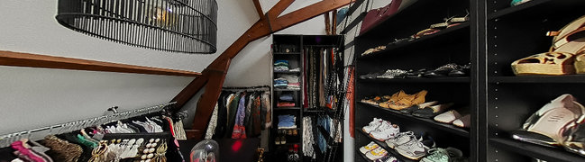 Bekijk 360° foto van Walk-in-closet van Nieuwstraat 8-D