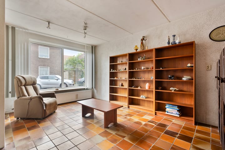 Foto 2 van Van der Kaaijstraat 2