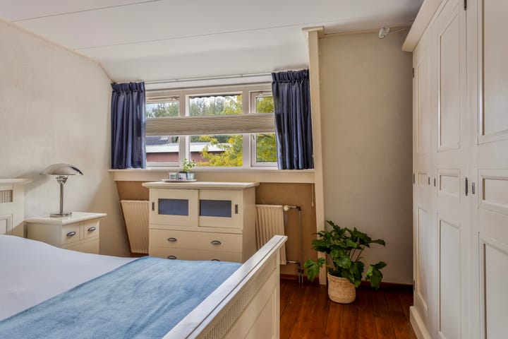 Foto 24 van Oldenzaalsestraat 1053