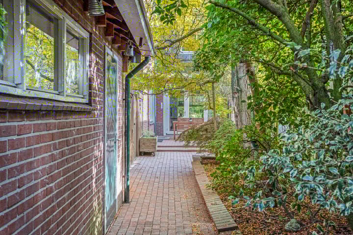 Foto 36 van Oldenzaalsestraat 1053