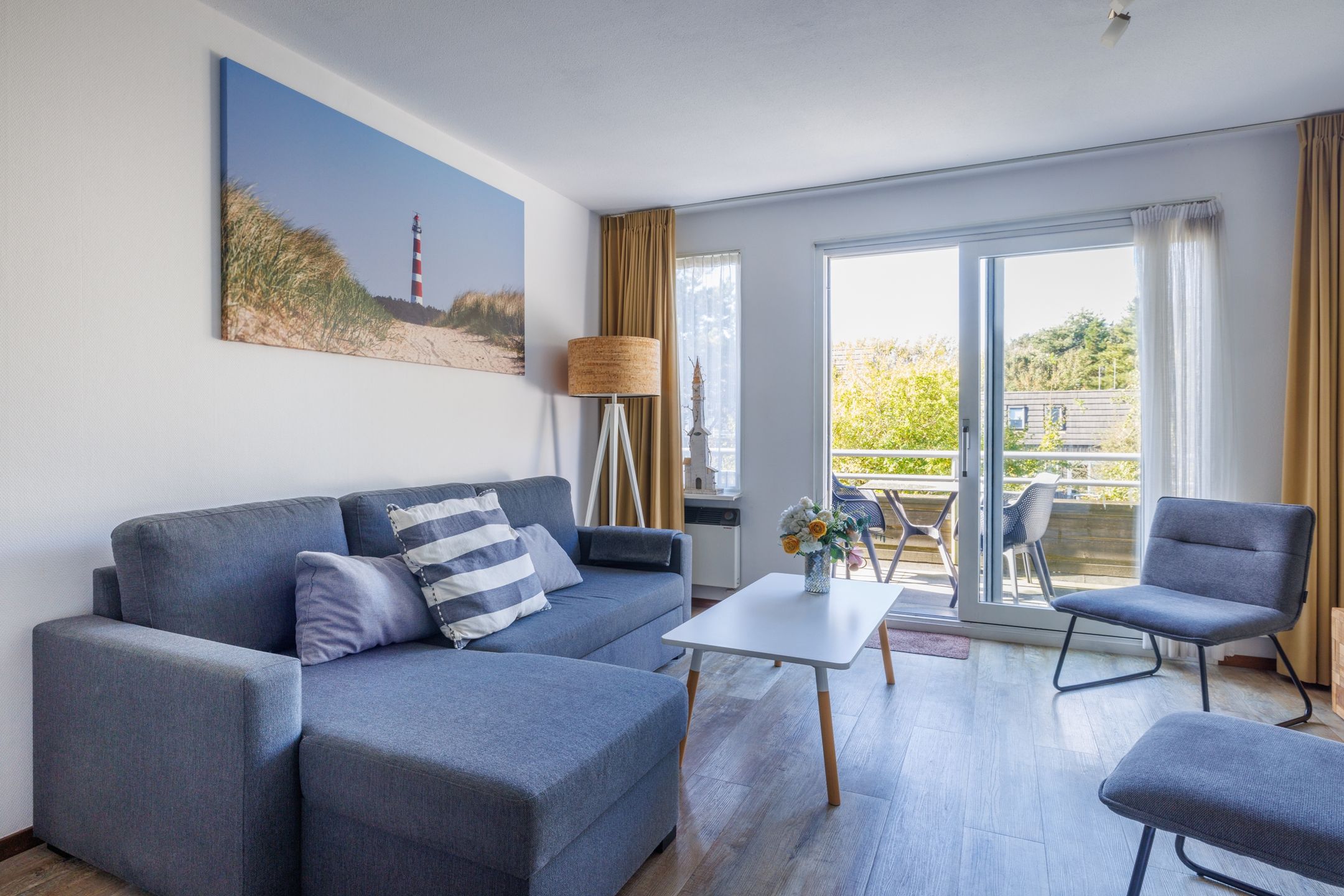 2-bedroom freehold villa in Hollum — photo 1 of 5