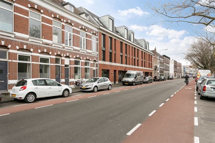 Bekijk foto 1 van Tramsingel 90