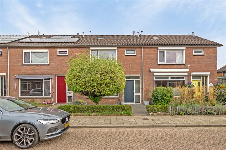 Bekijk foto 36 van Prinses Beatrixstraat 65