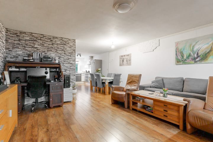 Foto 2 van Laan der Mensenrechten 27