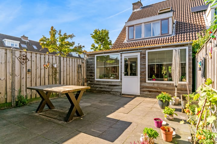 Foto 3 van Laan der Mensenrechten 27