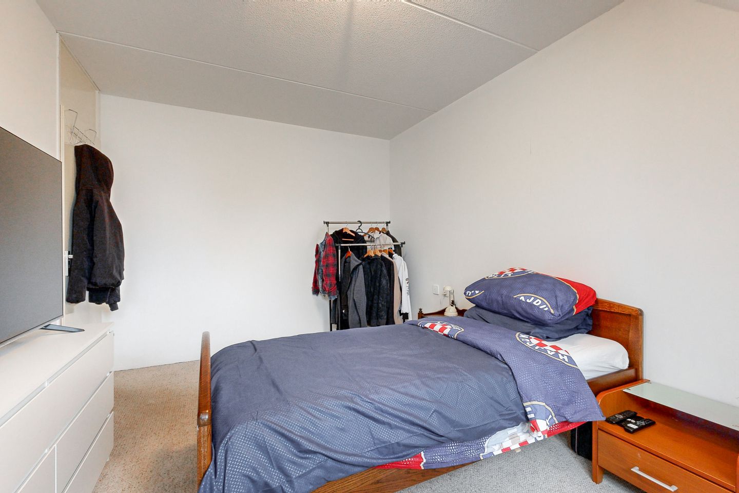 Foto 19 van Laan der Mensenrechten 27