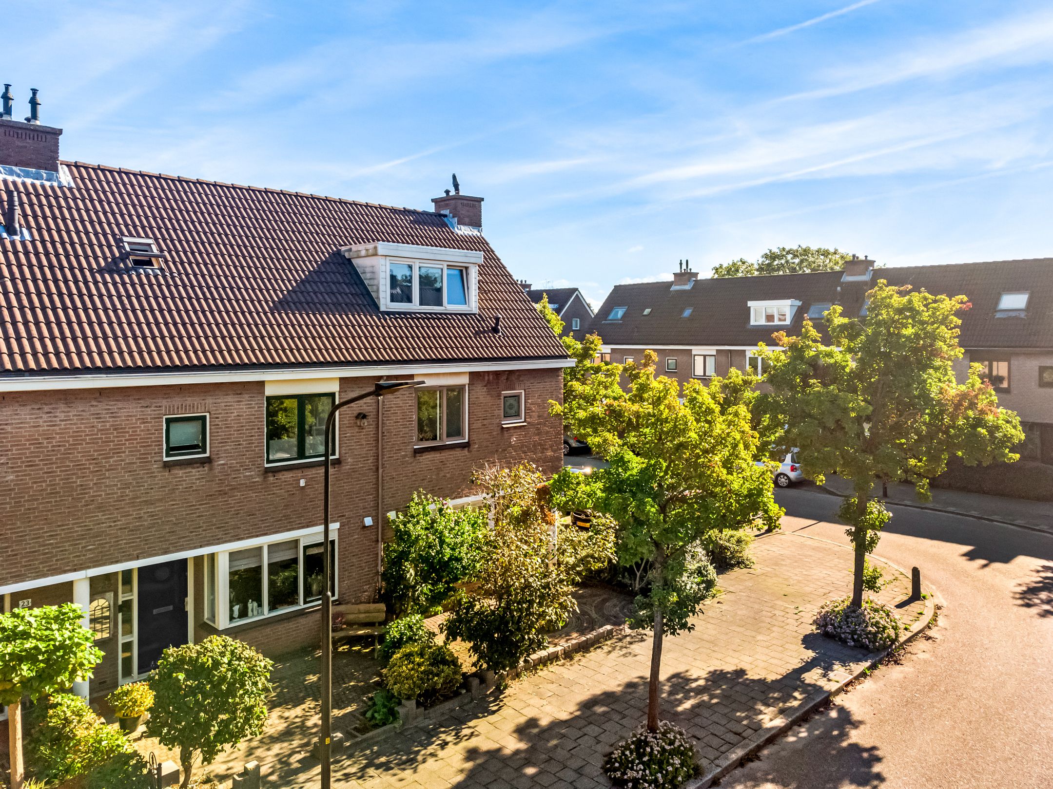 Foto 36 van Laan der Mensenrechten 27