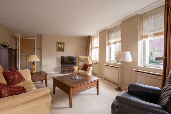 Foto 2 van Kerkplein 24