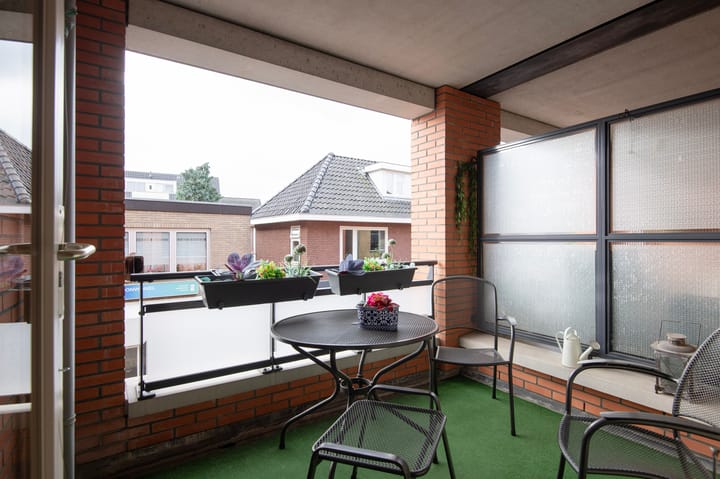 Foto 7 van Kerkplein 24