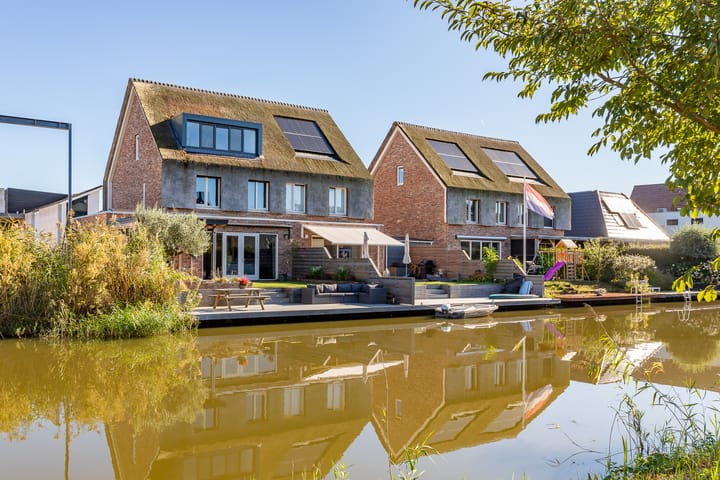 Foto 1 van Nikolaj Basovstraat 11