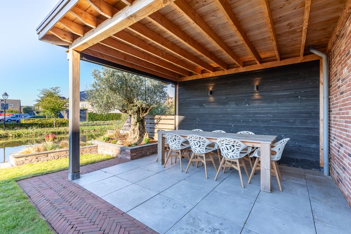 Foto 28 van Nikolaj Basovstraat 11