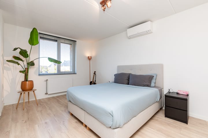 Foto 52 van Nikolaj Basovstraat 11