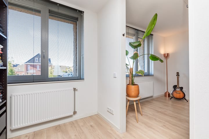 Foto 57 van Nikolaj Basovstraat 11