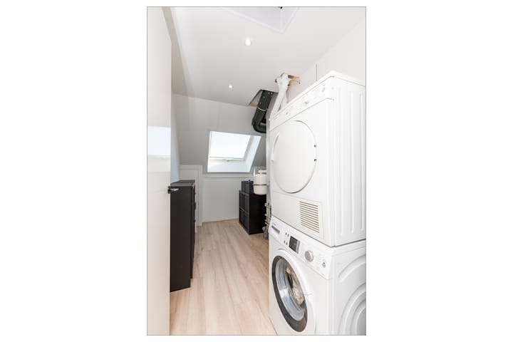 Foto 64 van Nikolaj Basovstraat 11