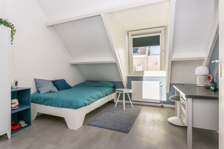 Foto 19 van Halvegas 9